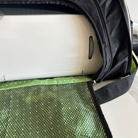 Cricut Expression (CREX001) White Size 22.5"x9.5"x7.5" - Picture 14 of 16